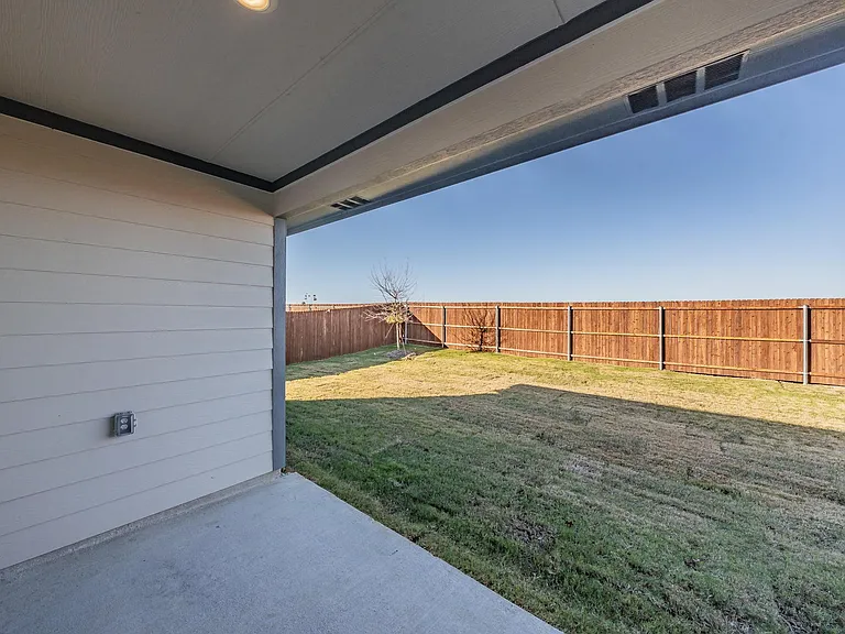 764 Primrose Ln — Photo 28