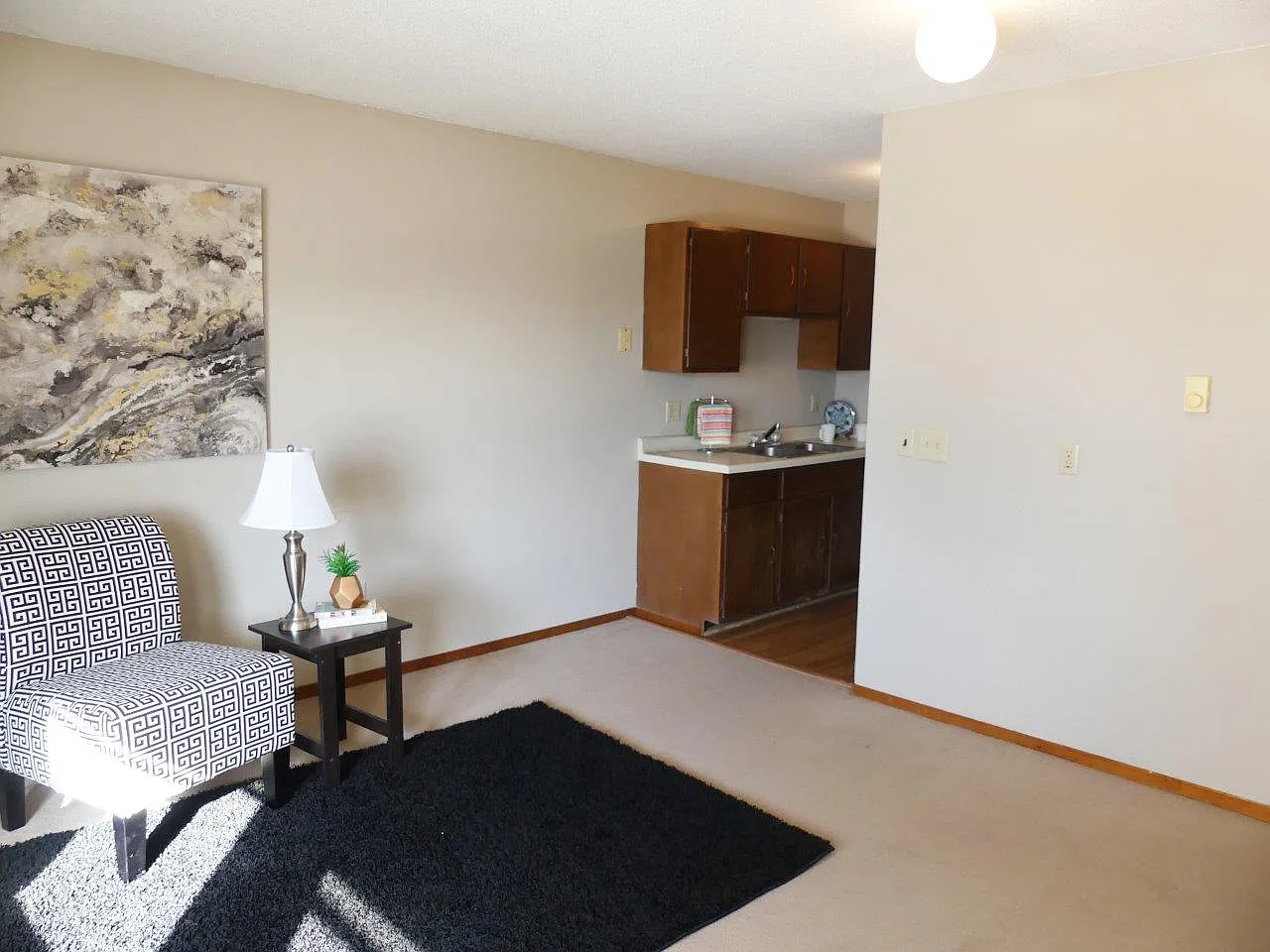 Hill Center Apartments — Photo 3