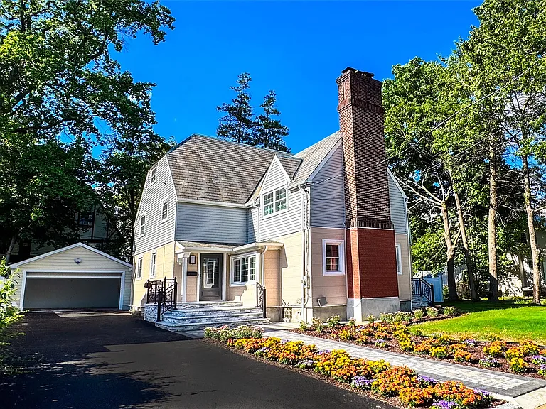 9 Watkins Pl — Photo 24
