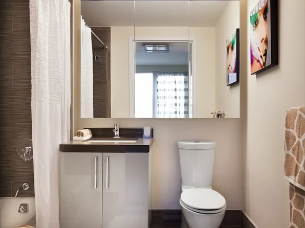 450 West 42nd Street image 2 of 20