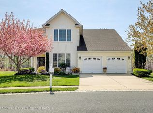 27 Muirfield Rd, Jackson, NJ 08527