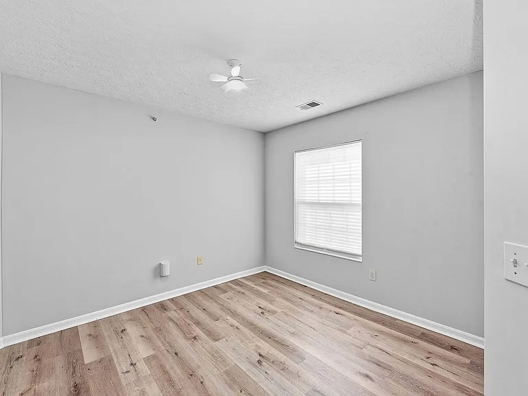 6823 Cloudscape Way — Photo 13