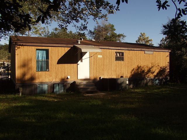 2nd image of 2645 Isabella Ave