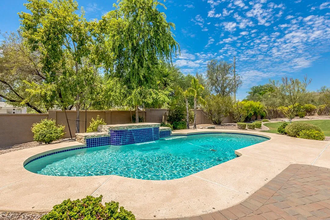 5 bed, 3.5 bath, 4013 sqft, $6,700 — Photo 4