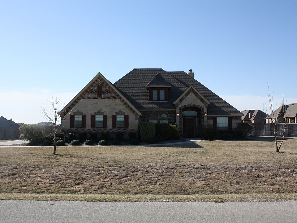 1st image of 120 Mesquite Dr