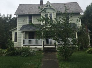 601 N Main St, Wellington, OH