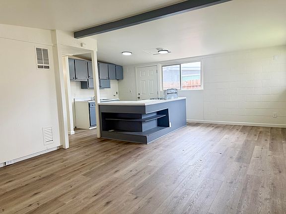 4th image of 210 Sequoia Drive