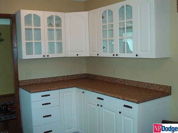4th image of 3622 S 119th St