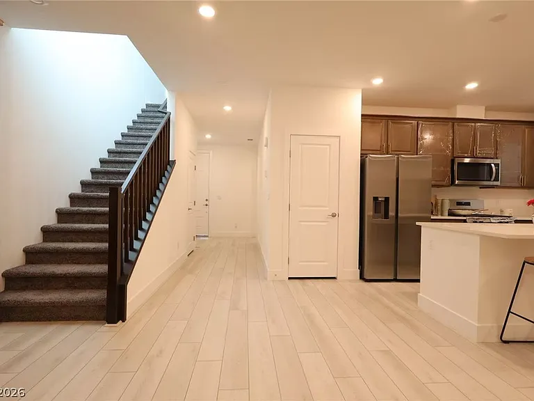 10212 Altavia Rock St — Photo 2