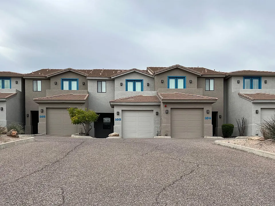 13616 N Hamilton Dr #102