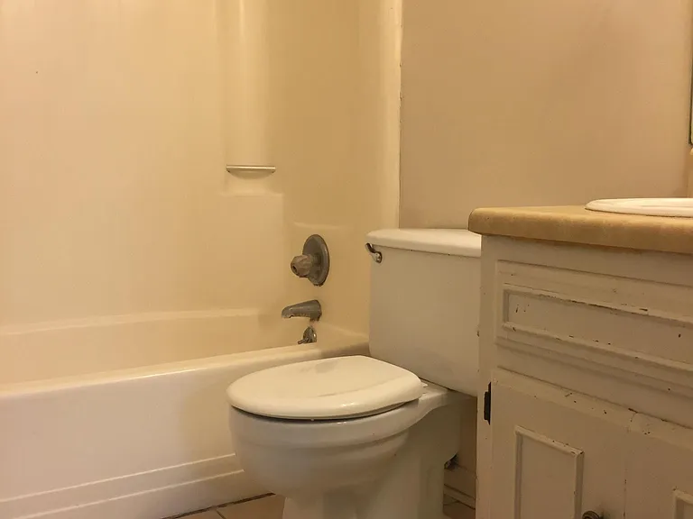 105 Princess Ln #B — Photo 13