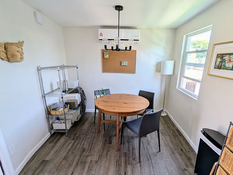 2074 Newton Ave #B — Photo 8