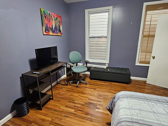 3rd image of 192 Littleton Ave Floor 2