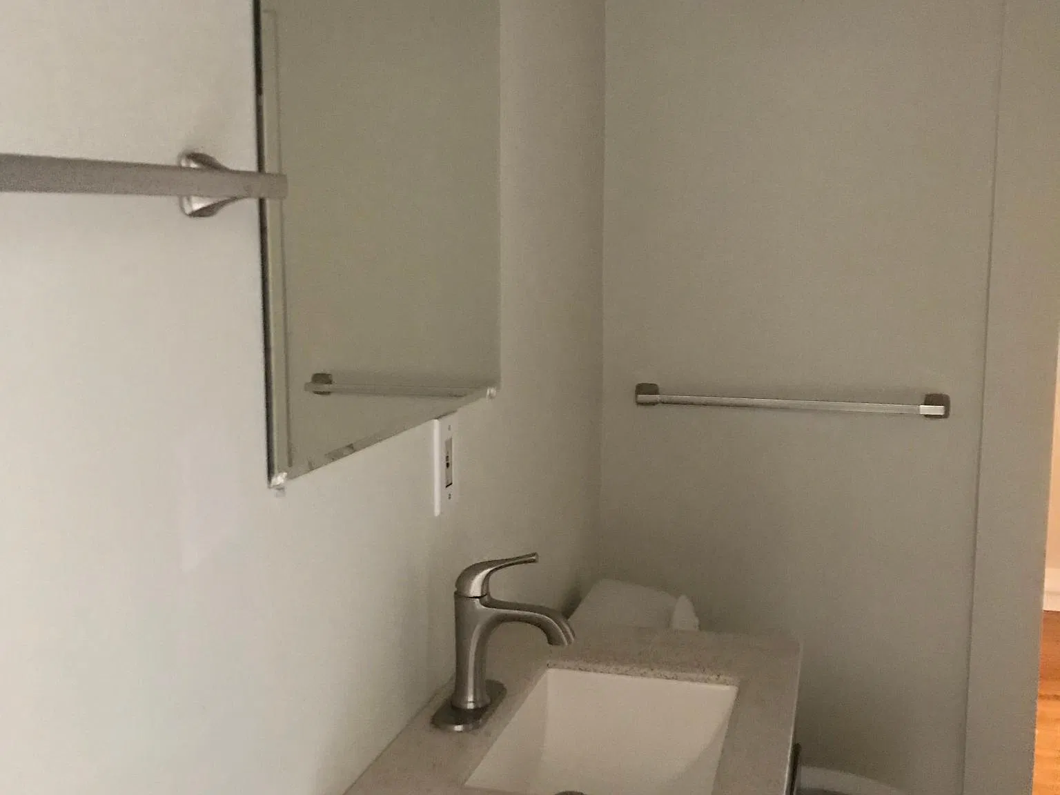 2 bed, 750 sqft, $1,000 — Photo 4