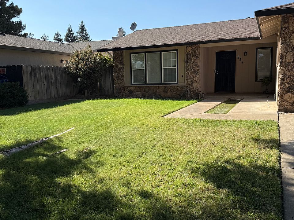 1st image of 837 Palmilla Dr