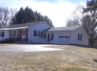 50 Seminary Hl, West Lebanon, NH 03784
