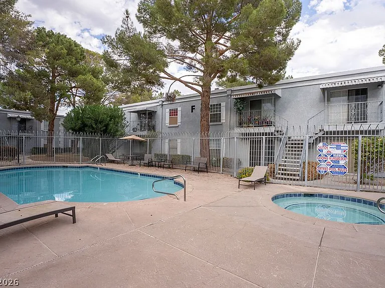 3823 S Maryland Pkwy #B2 — Photo 7