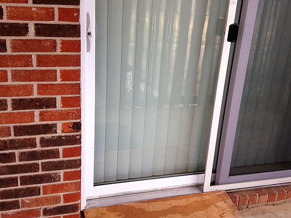 5th image of 205 Fairwood Cir