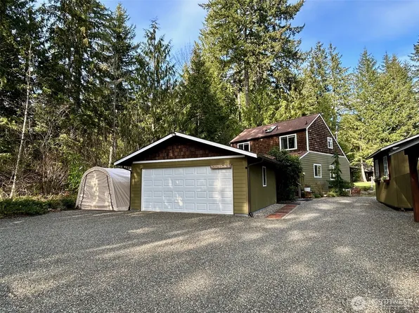 310 N Mount Christie Drive, Hoodsport, WA 98548