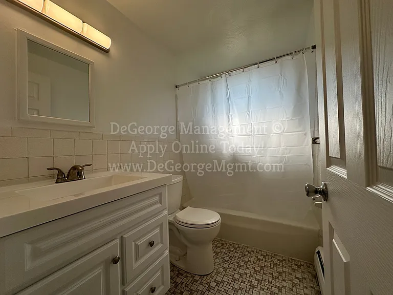 William's Tribute Apartments — Photo 49