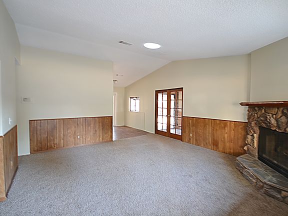 3rd image of 17825 Joshua Grove Ave