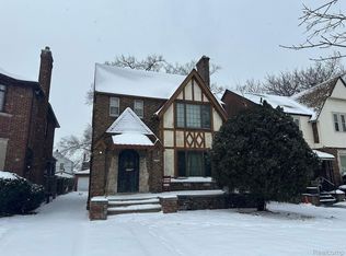 18961 Pennington Dr, Detroit, MI 48221