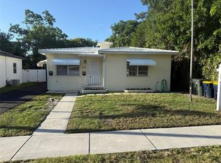 214 SW 7th St, Dania, FL 33004