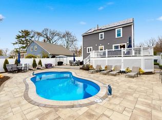 17 Lenox Ave, Saugus, MA 01906