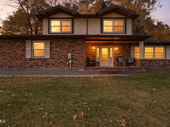 10388 Helen Henderson Hwy, Honaker, VA 24260