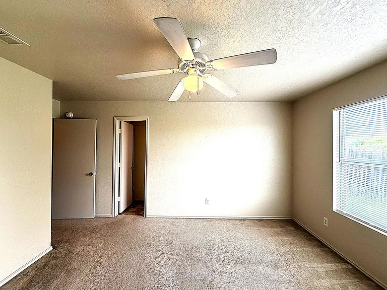 5208 Lauren Lea Dr — Photo 14