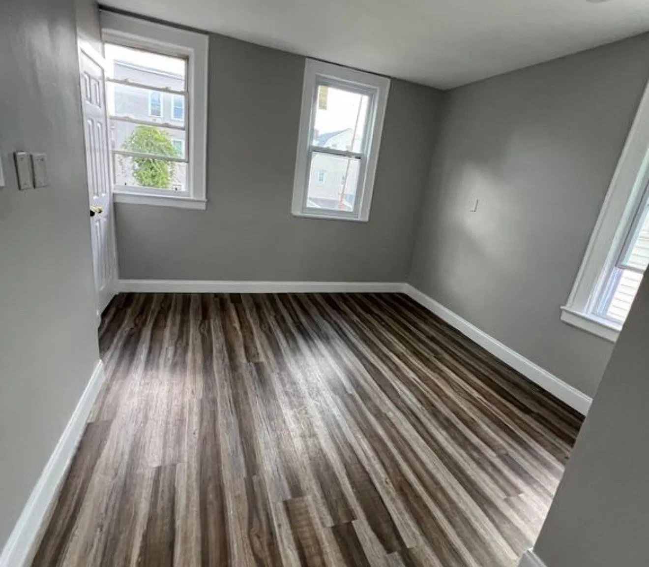 3 bed, 1.5 bath, $2,350 — Photo 3