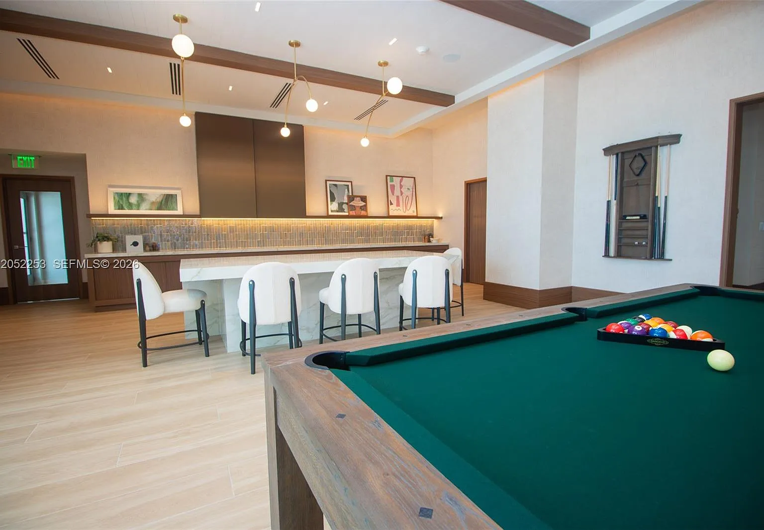 1 bed, 1081 sqft, $6,990 — Photo 1