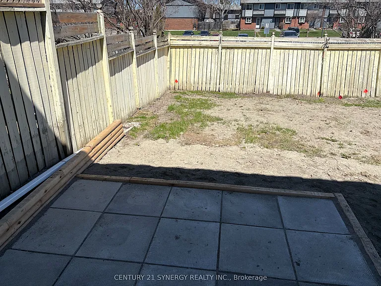 93B Tarquin Cres — Photo 17