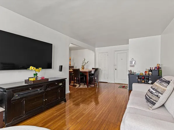 3239 Barker Ave APT 2J, Bronx, NY 10467