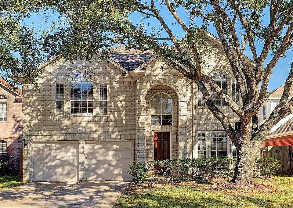 1st image of 15014 Satsuma Dr