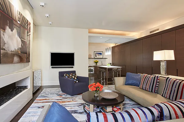 Sold by Compass | media 2