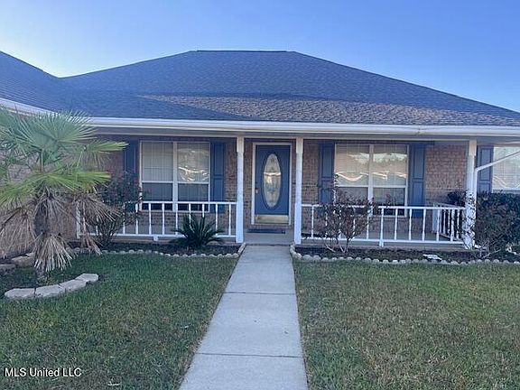 3rd image of 3154 Wayne Dr