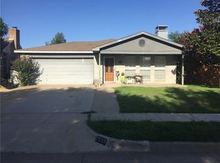 7233 Wagonwheel Rd, Fort Worth, TX 76133