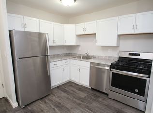 2545 N Cramer St #212, Milwaukee, WI 53211