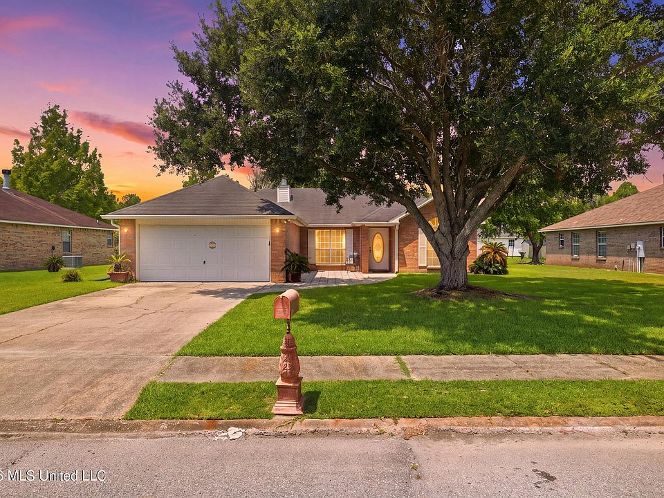 1st image of 3217 Stonegate Cir