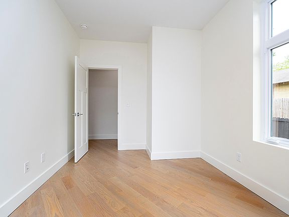 2nd image of 2130 Brookside Parkway North Dr #3