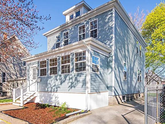 3rd image of 1014 Court St