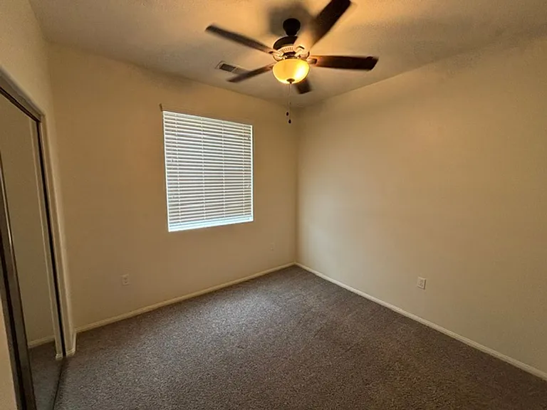 210 Monterey St — Photo 11
