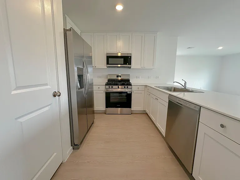6242 Alder Creek Dr — Photo 9