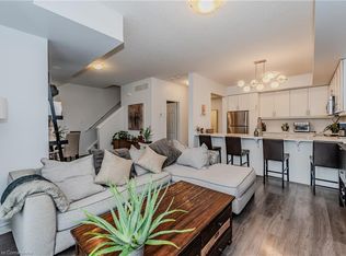 39 Kay Cres #28, Guelph, ON N1L0N5