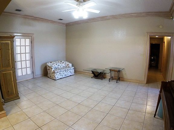 5th image of 7517 N 22nd Ct