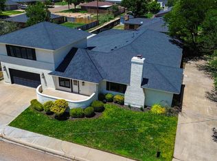 1918 Oak Ave, Dalhart, TX 79022