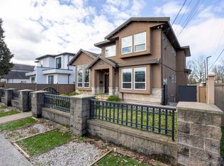 7851 Canada Way, Burnaby, BC