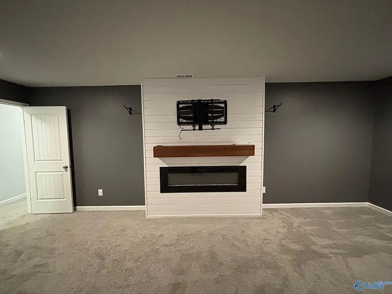 212 Oracle Cir — Photo 28