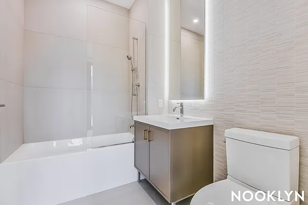 Rented by Nooklyn NYC LLC | media 13
